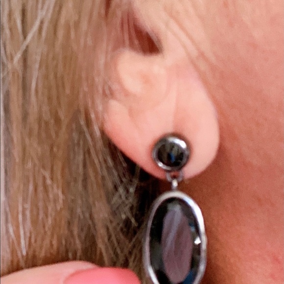 Carolee Authentic Black Jet Earrings - Picture 5 of 6